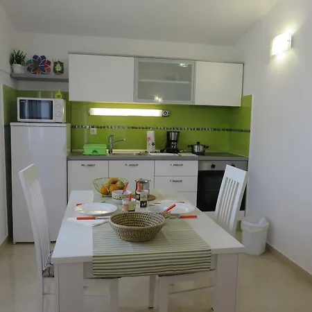 Filipovic Apartments With Pool Biograd Na Moru Exterior photo