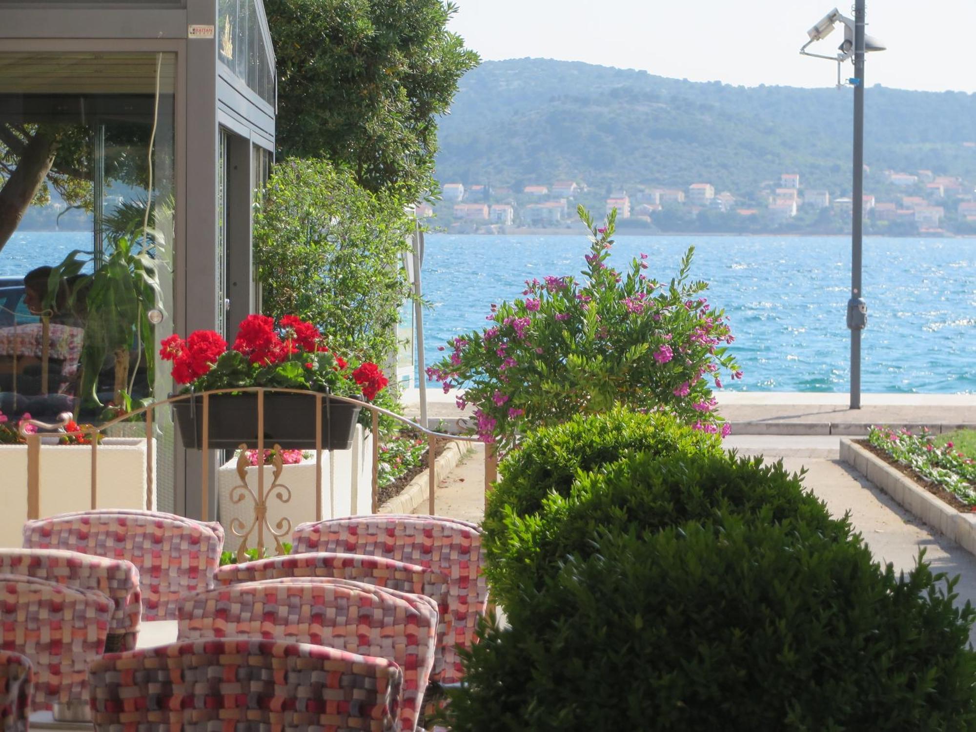 Filipovic With Pool Apartment *