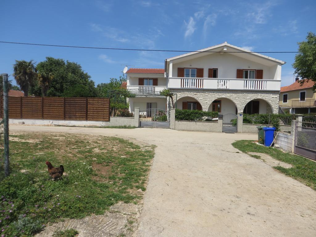 Apartment Filipovic With Pool Biograd Na Moru