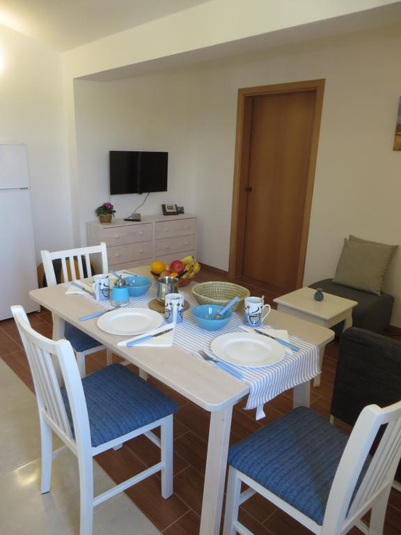 Apartment Filipovic With Pool