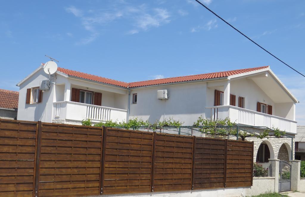 Apartment Filipovic With Pool *