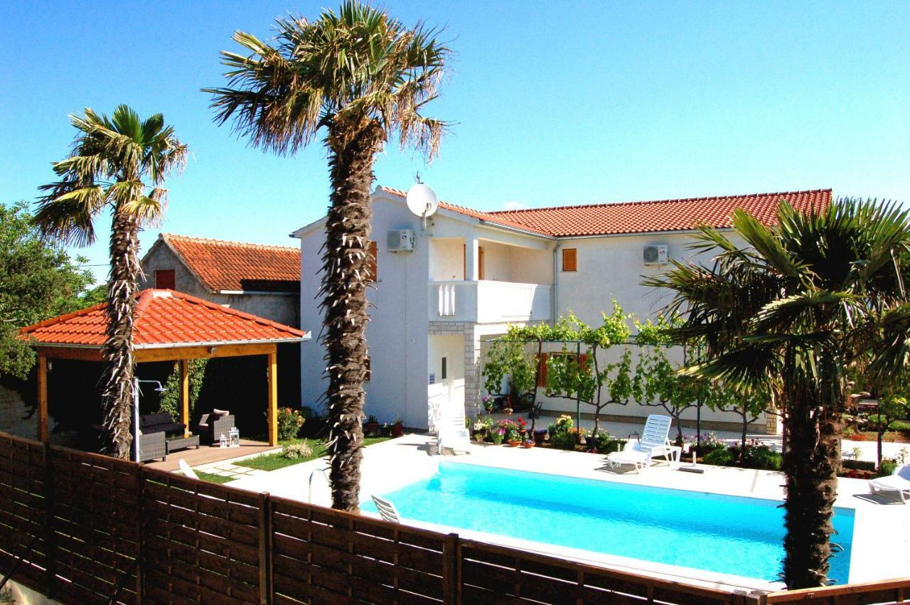 Apartment Filipovic With Pool *